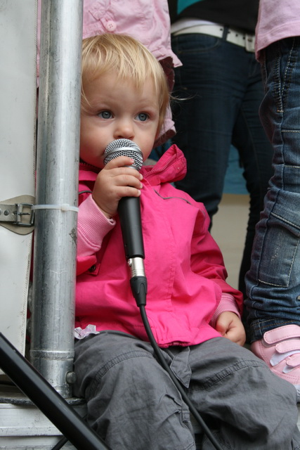 gal/2010/2010 Saitentwist Weltkindertag Essen Borbeck 20.09. AK -Bochold/2010 Saitentwist Weltkindertag Borbeck AK Bochold 20.09. 154.jpg